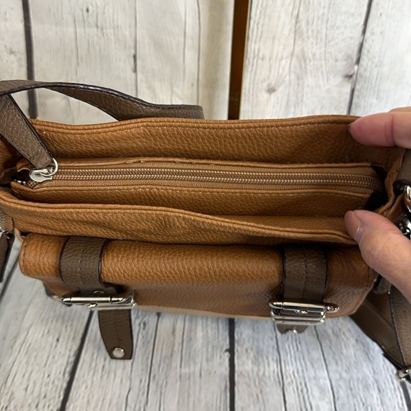 Jessica Simpson brown/tan PVC crossbody bag - Picture 9 of 13